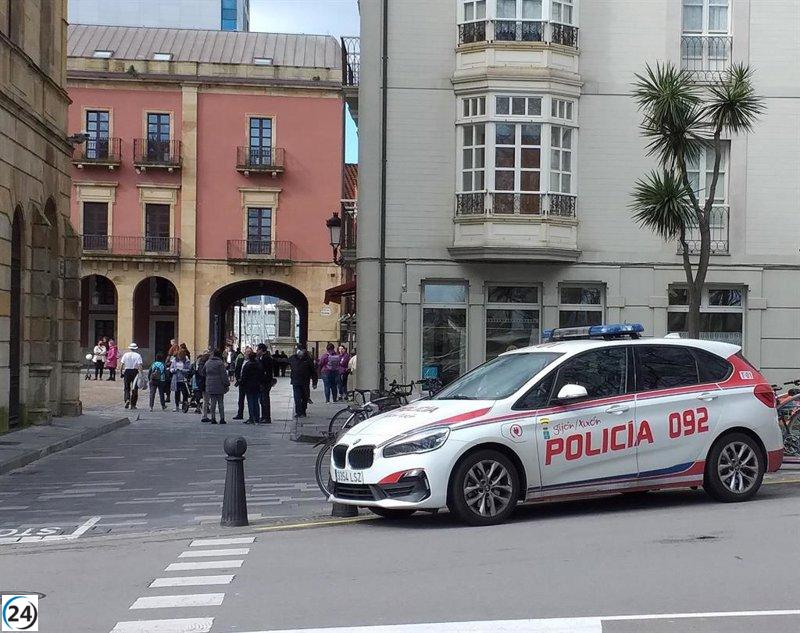 Peatón atropellado en Gijón tras cruzar la calle de forma irresponsable, resultando gravemente herido.