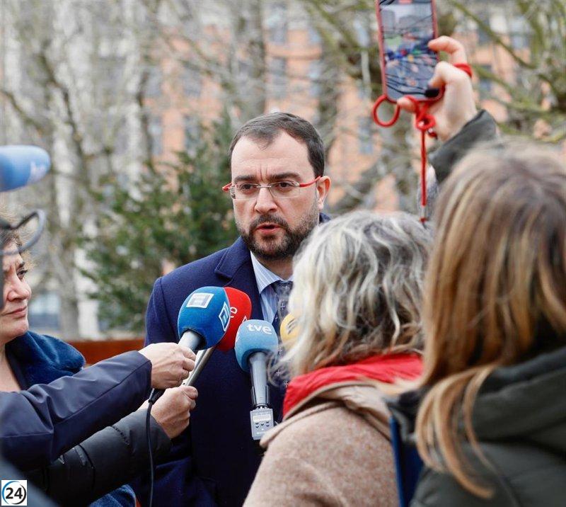 El presidente del PSOE critica al PP por controlar el Senado y tratar a los presidentes autonómicos como subordinados.