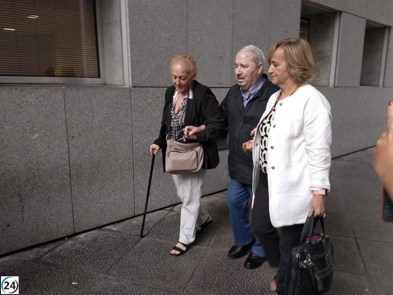 Fernández Villa se libra de cargos por problemas de salud mental.