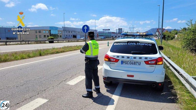 La Guardia Civil vuelve a investigar a un infractor sin permiso de conducir.