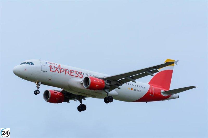 Iberia Express inaugura nueva ruta directa entre Asturias y Canarias durante el verano.