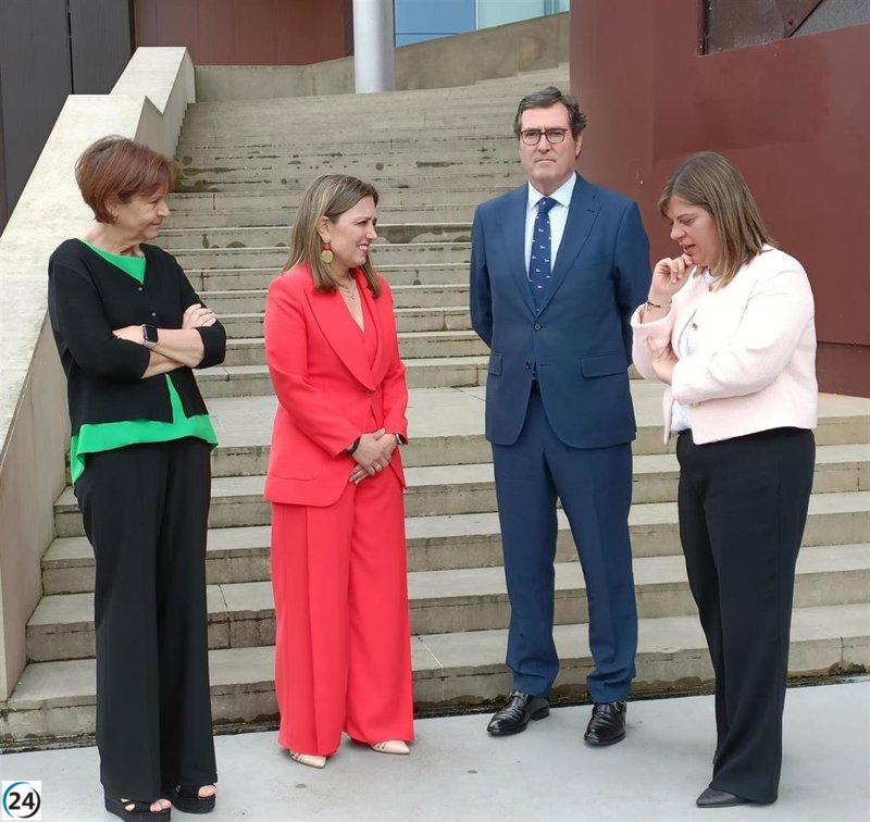 Garamendi aprueba reducción del IVA del aceite pero se opone a regular distribuidoras