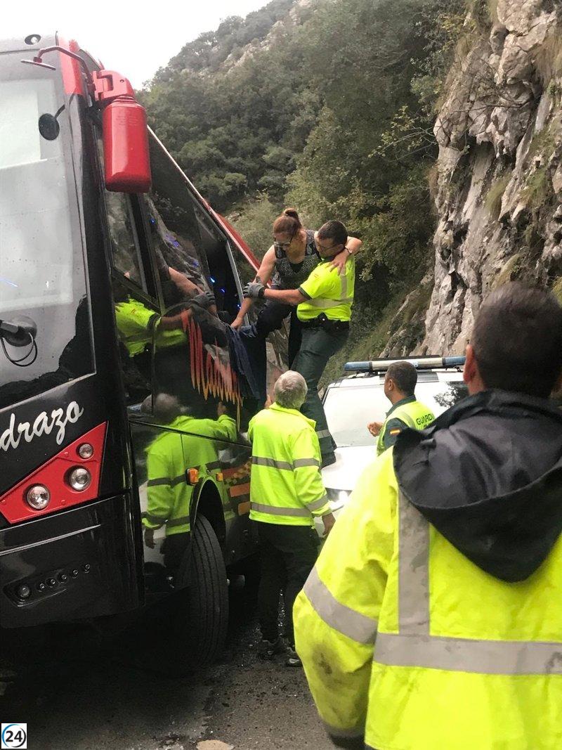 43 accidentes en carreteras de Asturias dejaron 11 heridos, dos en estado grave.