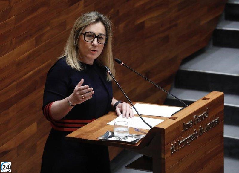 Éxito de la huelga de acompañantes del transporte escolar con un 60% de seguimiento, según CCOO.