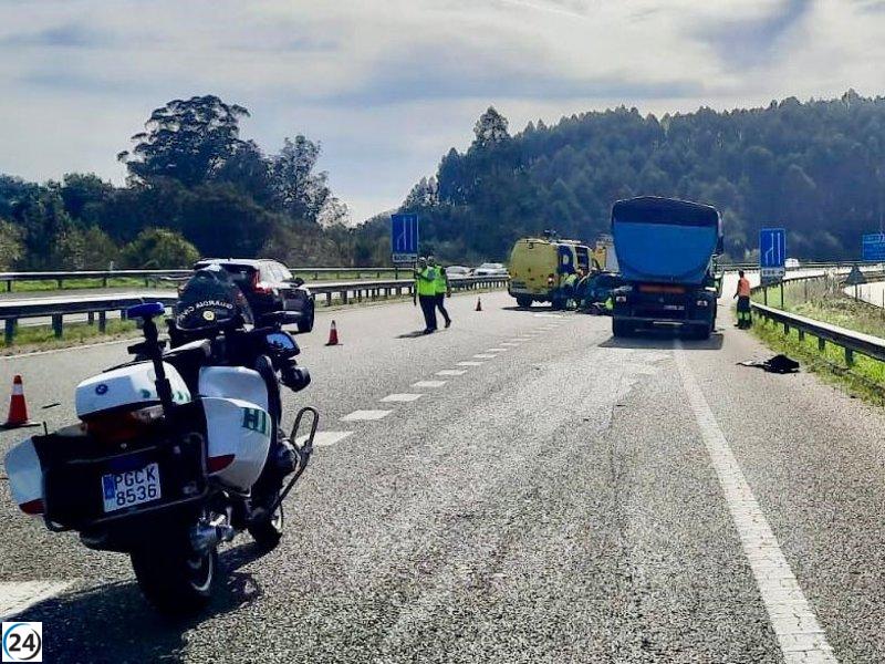 Mujer en estado grave tras accidente en la AS-II.