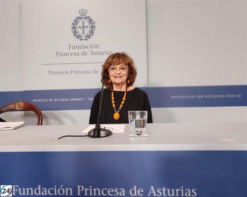 Ana Blandiana critica la corrección política como censura en países libres.