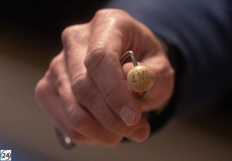 El Tercer Premio del 11.840 se reparte entre Oviedo y Avilés.