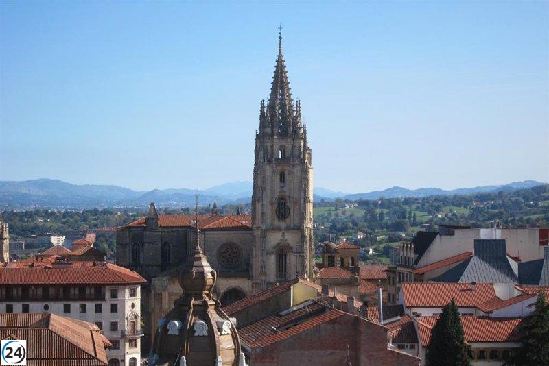 El arzobispo de Oviedo da inicio al Año Jubilar 'Peregrinos de la Esperanza' con una misa en la Catedral.