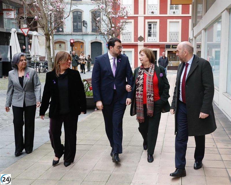 Monteserín defiende la igualdad de género como pilar fundamental de la democracia.