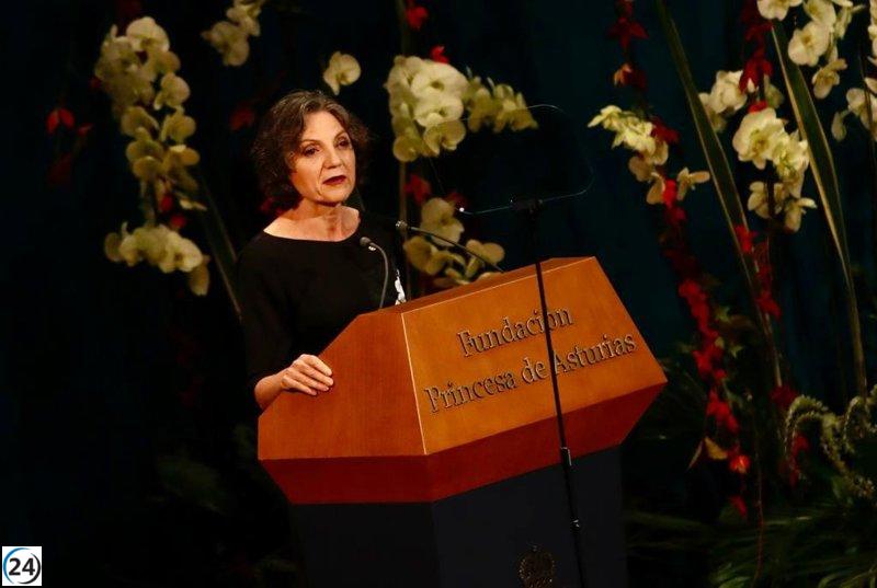 Sandra Myrna Díaz asistirá el miércoles al cierre del programa cultural 'Toma la palabra'.