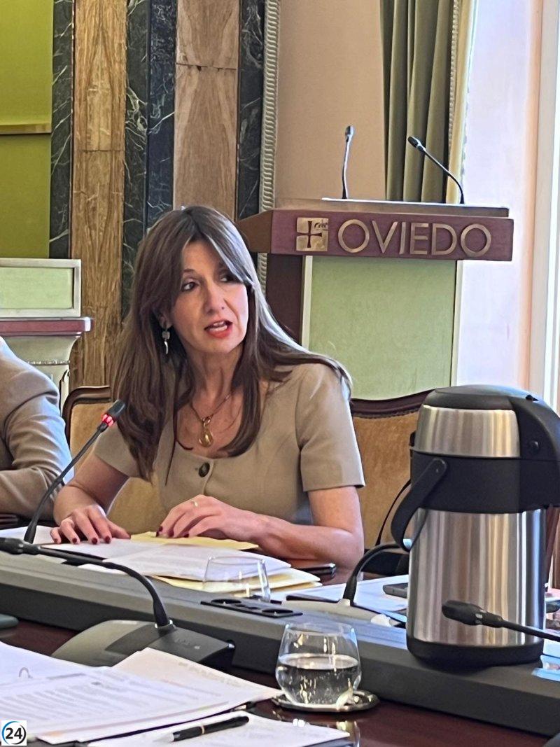 Leticia González (PP) garantiza que el plan financiero no afectará a los ciudadanos de Oviedo.