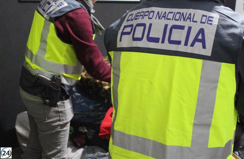 Cae red criminal dedicada a difundir imágenes íntimas de mujeres; varios arrestos en Avilés.