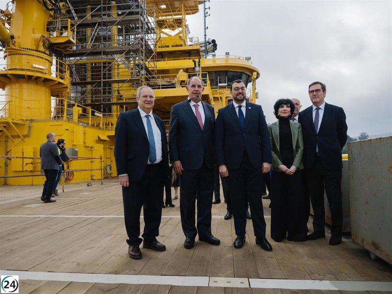Hereu promete proteger la industria del acero asturiana.