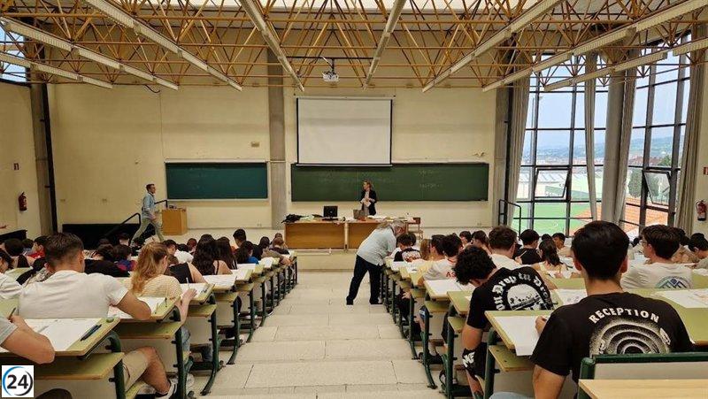Guía esencial de la PAU 2025 en Asturias: fechas y novedades clave.