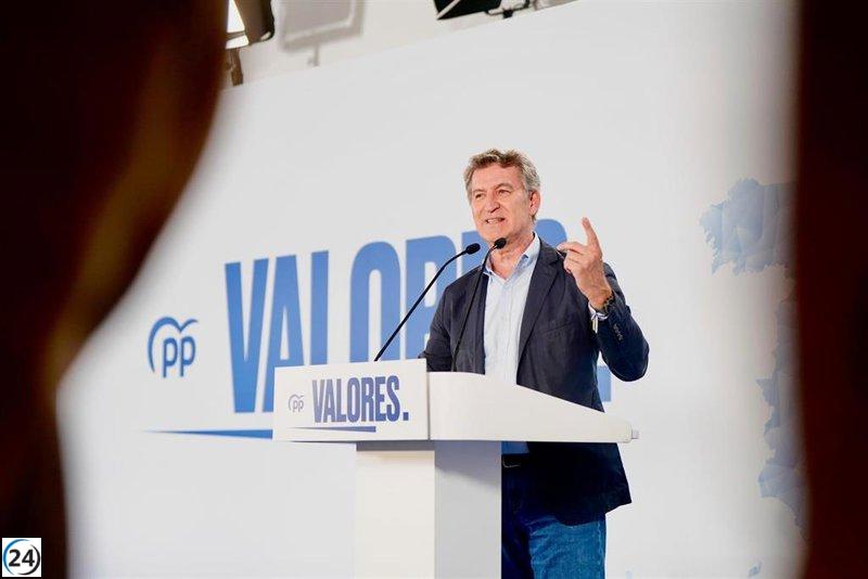 Feijóo denuncia el intento de Sánchez de fracturar la unidad de los presidentes a través de las lenguas cooficiales en la Conferencia.