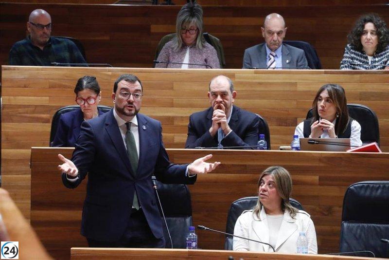 Barbón se pronunciará ante la oposición sobre la educación pública y el personal administrativo.