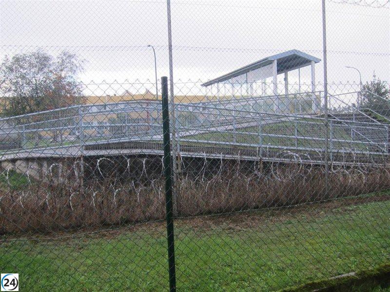 Agresión en Villabona deja a dos guardias penitenciarios heridos en rostro y cuello.