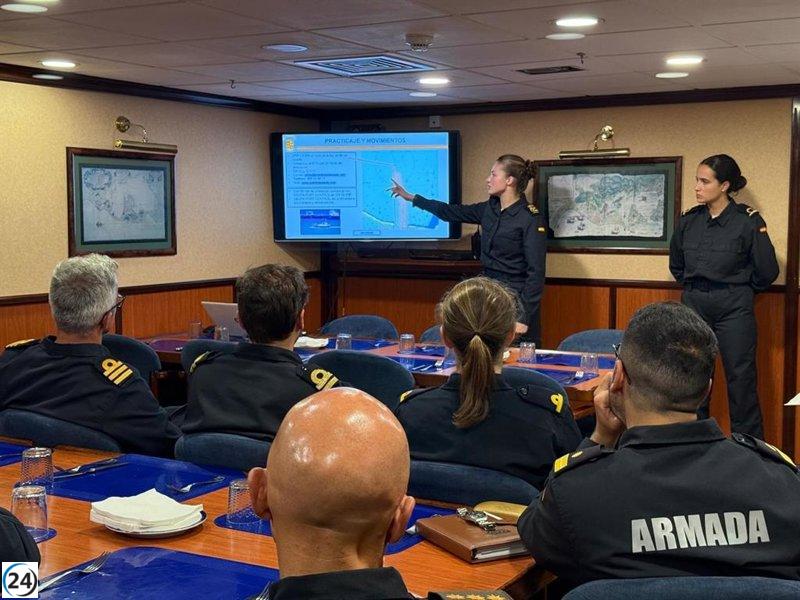 La princesa Leonor concluye su entrenamiento en la fragata 'Blas de Lezo' y regresa al 'Elcano'.