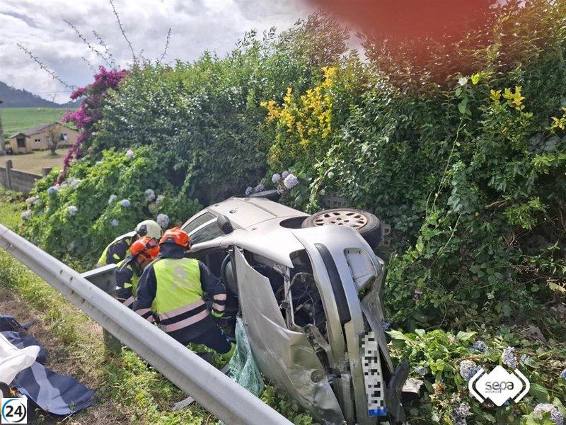 Un muerto y 16 heridos, la mayoría leves, tras 35 accidentes en Asturias durante el fin de semana.