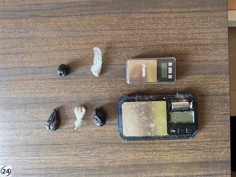 Desmantelan red de narcotráfico en Montecerrao.