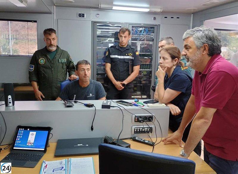 Helicóptero navarro se une a la lucha contra incendios en Asturias.