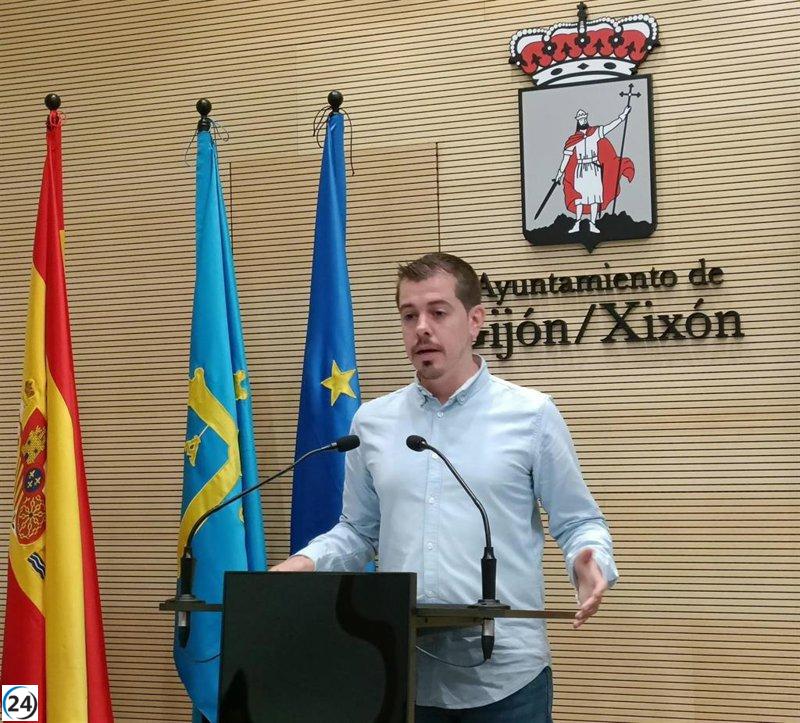 IU denuncia falta de moratoria para parques de baterías, mientras Foro defiende la imposibilidad de restricciones por ubicación.