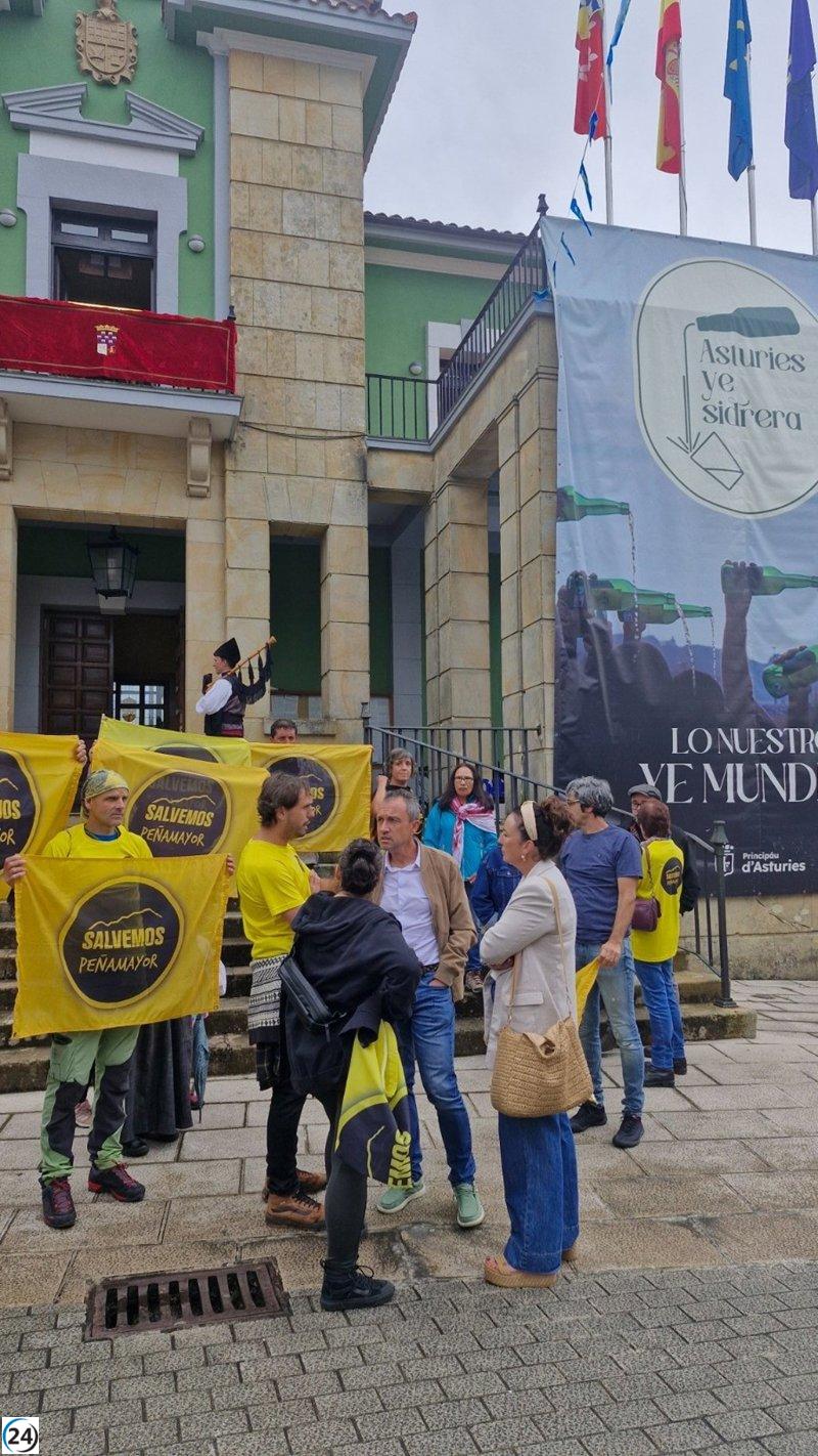 Zapico (IU) critica la falta de contundencia del Gobierno ante Israel y pide un mayor aislamiento.