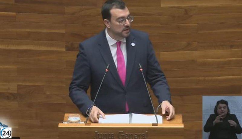 Barbón promete reforzar deducciones familiares y ofrecer matrículas universitarias gratuitas.