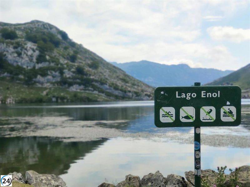 Liberan acceso a los Lagos de Covadonga para vehículos particulares desde el lunes.
