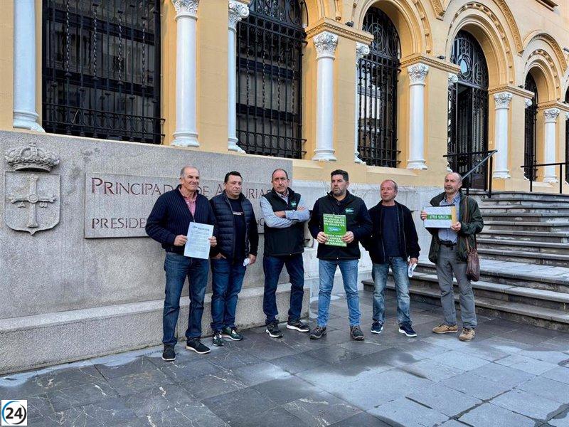Los agricultores asturianos se manifestarán en Oviedo el 3 de noviembre contra la inacción del gobierno regional.