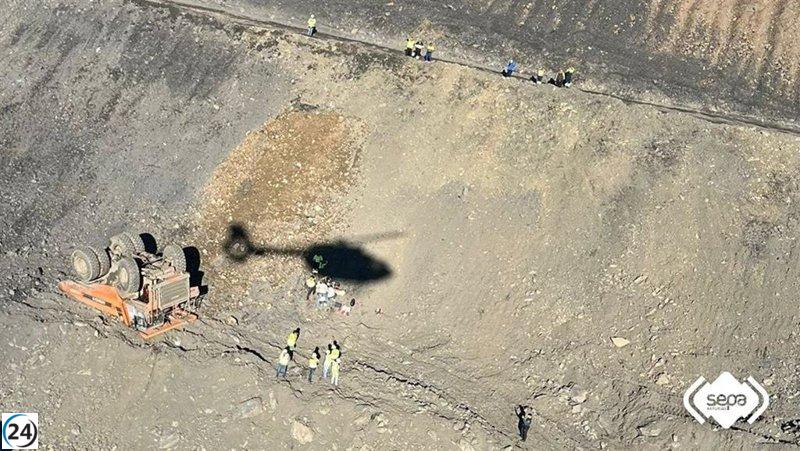 Tragedia en Llanes: hombre muere al volcar su tractor y un obrero sufre graves lesiones en Tormaleo.