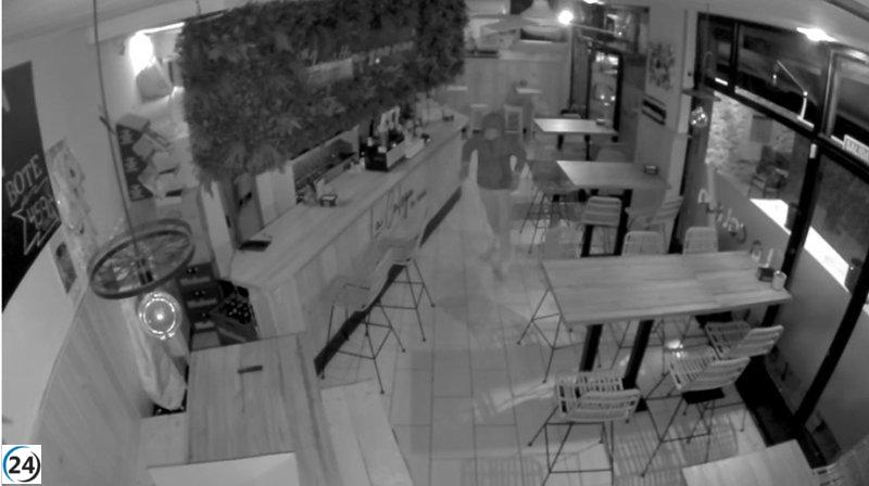 Cuatro arrestados en Corvera y Aller por robos violentos, según la Guardia Civil.