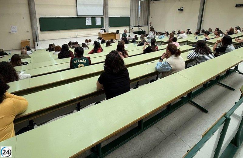 CSIF Asturias denuncia la falta de claridad en las oposiciones para docentes.