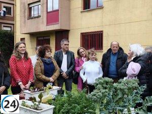Del Arco lanza en Gijón huertos comunitarios para promover la actividad de los mayores.