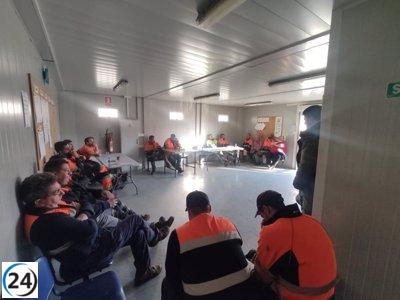 Los estibadores de Avilés deciden ir la huelga para proteger sus derechos laborales frente a la disolución del CPE