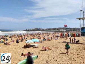 Ayuntamiento permite fumar en playa de San Lorenzo.