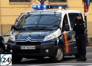 La Policía arresta a dos ladrones en un bazar de Gijón.
