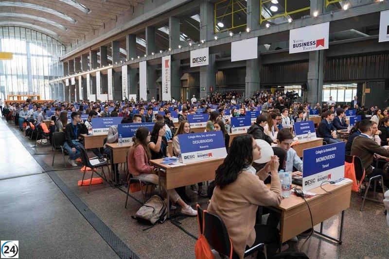 Jóvenes asturianos compiten por el título de mejor empresario virtual del país.