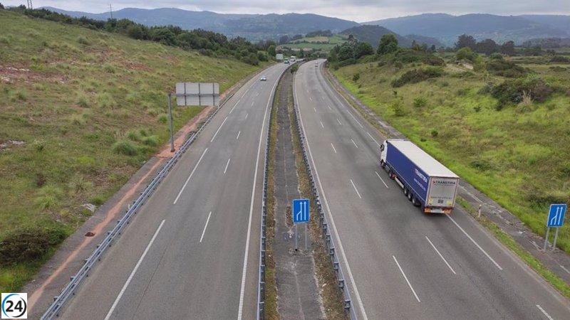 38 accidentes y 23 heridos leves en carreteras asturianas durante el fin de semana.