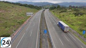 38 accidentes y 23 heridos leves en carreteras asturianas durante el fin de semana.