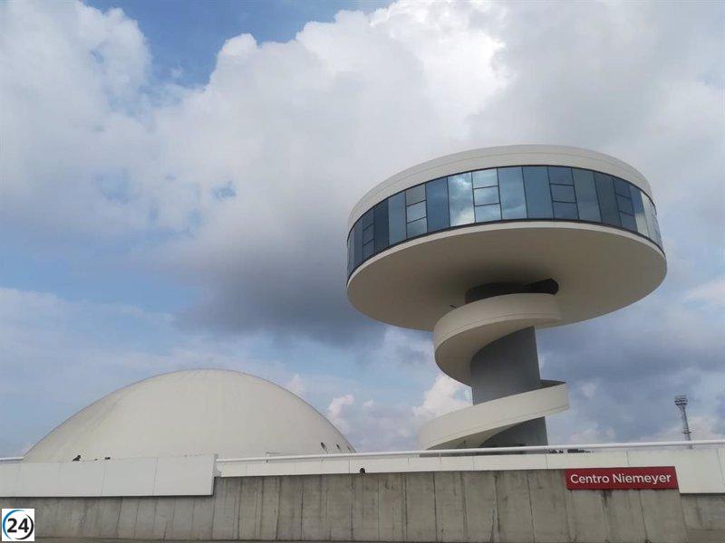 El exdirector de la Fundación Niemeyer recibe 8 años de prisión y el secretario 2 años, confirma el Supremo.