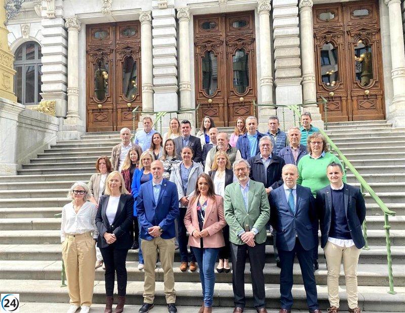 Vox busca ganar en el Principado y dar un giro a Asturias.