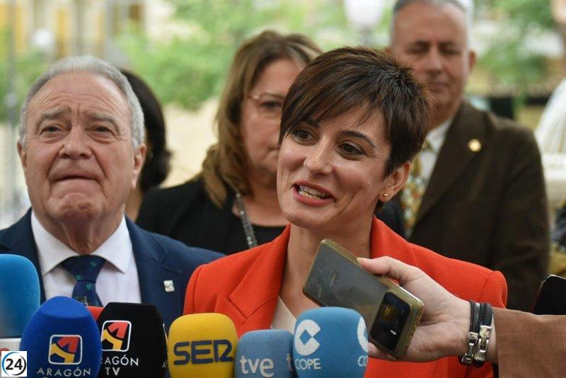 Sanidad pública debe abordar salud mental de jóvenes, dice Isabel Rodríguez.