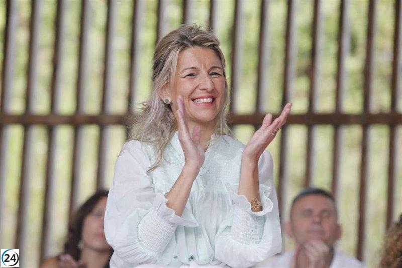 Díaz insta a los indecisos a confiar en Sumar para restar escaños a Vox y evitar el desplome económico junto al PP.
