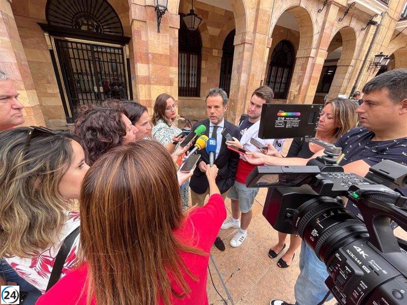 Cuesta acusa al PSOE de desinterés en proyecto clave de La Vega