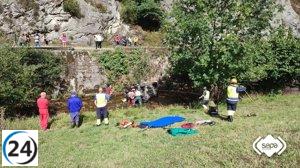 Conductor del AS-17 herido tras caer al río con su vehículo