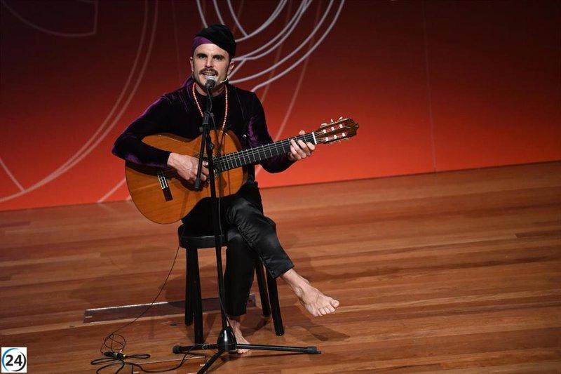 Rodrigo Cuevas lanza su último álbum: 