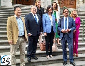 Roqueñí enfatiza la adaptación ecológica de la industria como la principal tarea de su mandato en la Consejería esta legislatura.