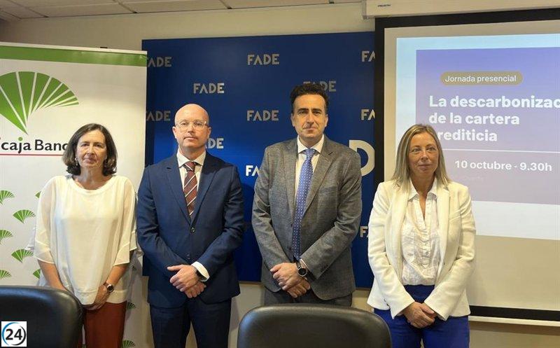 Unicaja Banco y FADE incentivan a empresarios a valorar la descarbonización