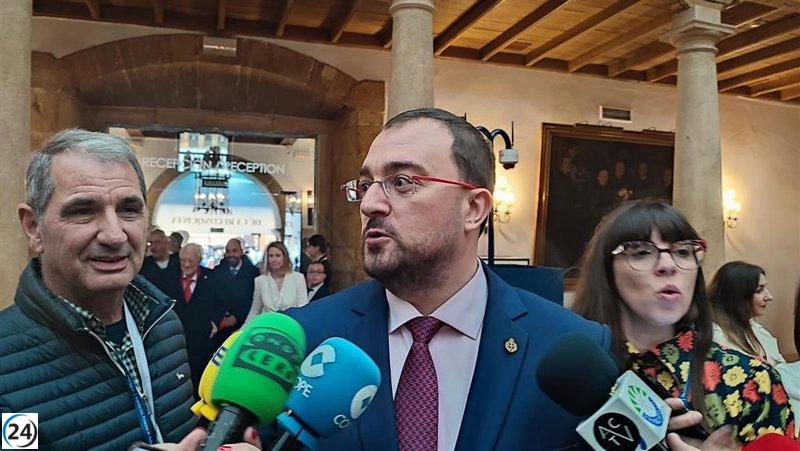 Barbón critica que los presidentes del PP no aborden la financiación autonómica durante su intervención en el Senado.